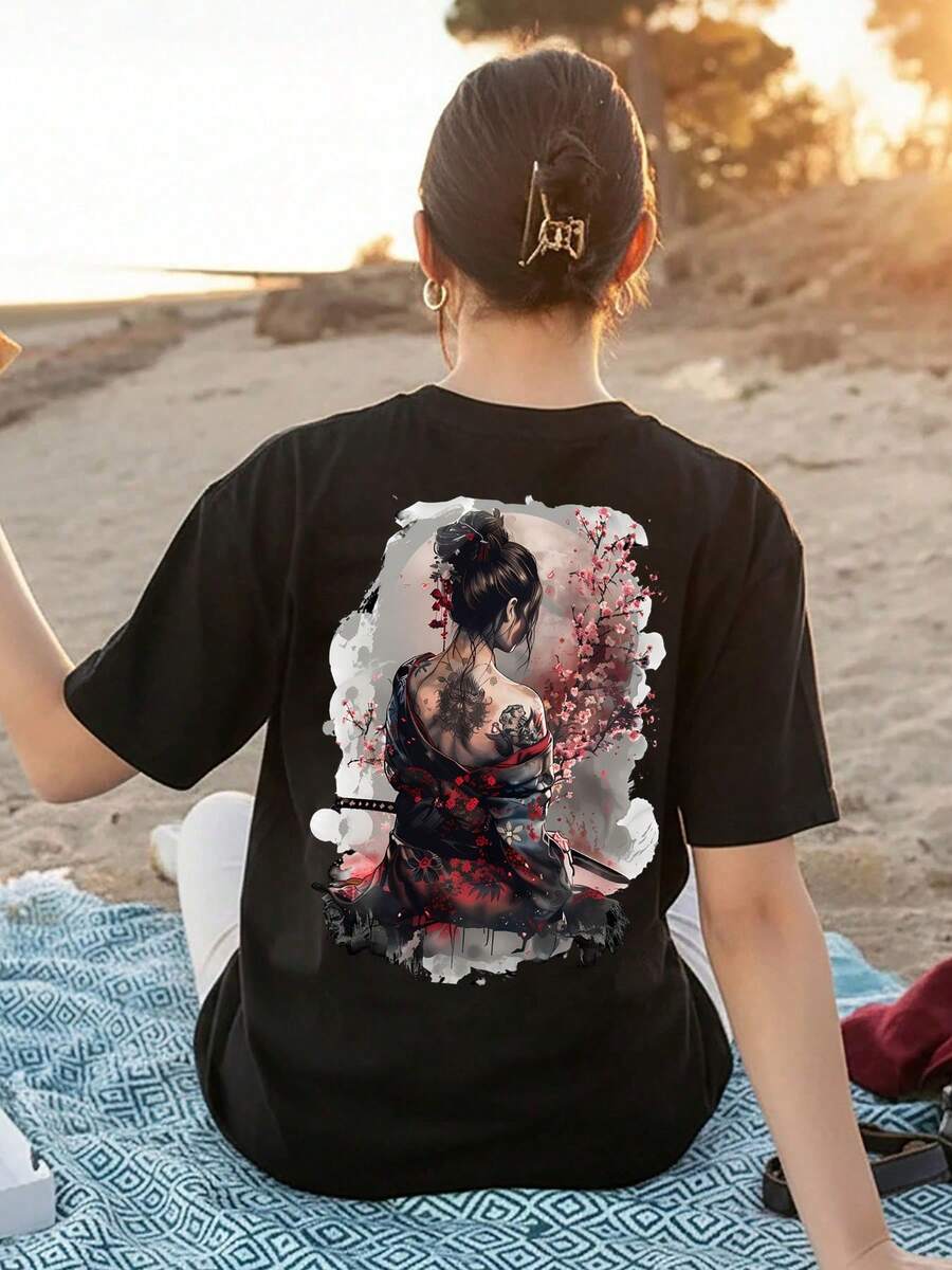 Japanese Samurai, Sakura, And Geisha Print T-Shirt | Casual Short-Sleeved Crew Neck T-Shirt For Summer And Spring, Loose And Comfortable Women's Clothing. - 後退 - 查看 1
