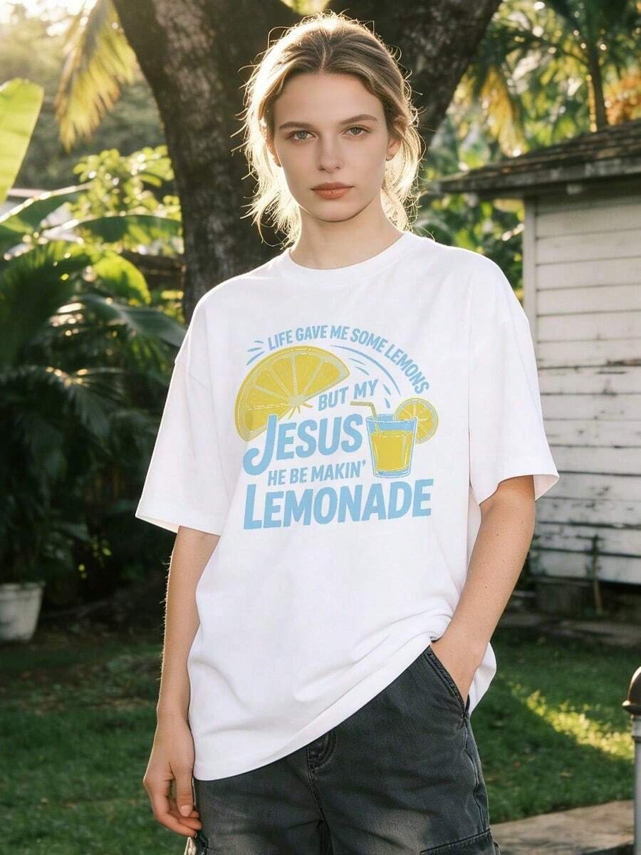 Women's Summer Clothing, Soft And Casual Cotton T-Shirt With Round Neck, Lemon Print With The Phrase "LIFE GAVE ME SOME LEMONS BUT MY JESUS HE BE MAKIN' LEMONADE". Black Color. - 白色 - 查看 1