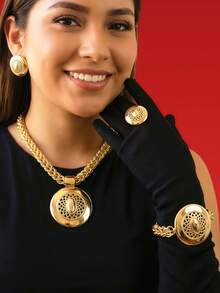 18K Gold Plated Vintage Jewelry Set For Women, Big Round Hollow Medallion Pendant Necklace Earrings Set, Luxury African Dubai Bridal Wedding Party - Gold - View 3