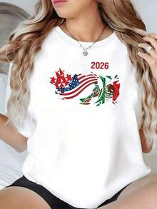 Bandera fusionada de México Estados Unidos y Canadá junto a un balón simbolizando unión pasión y amistad deportiva celebrando el espíritu del torneo mundial 2026 camiseta de mujer casual cómoda ideal para fans del fútbol - Negro - Ver 6