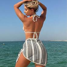 Bikini Sexy de 3 Piezas para Mujer, Set de Playa con Falda de Malla y Tela Especial – En Stock 2026 - 9335 Juego de tres piezas color rojo rosa - Ver 6