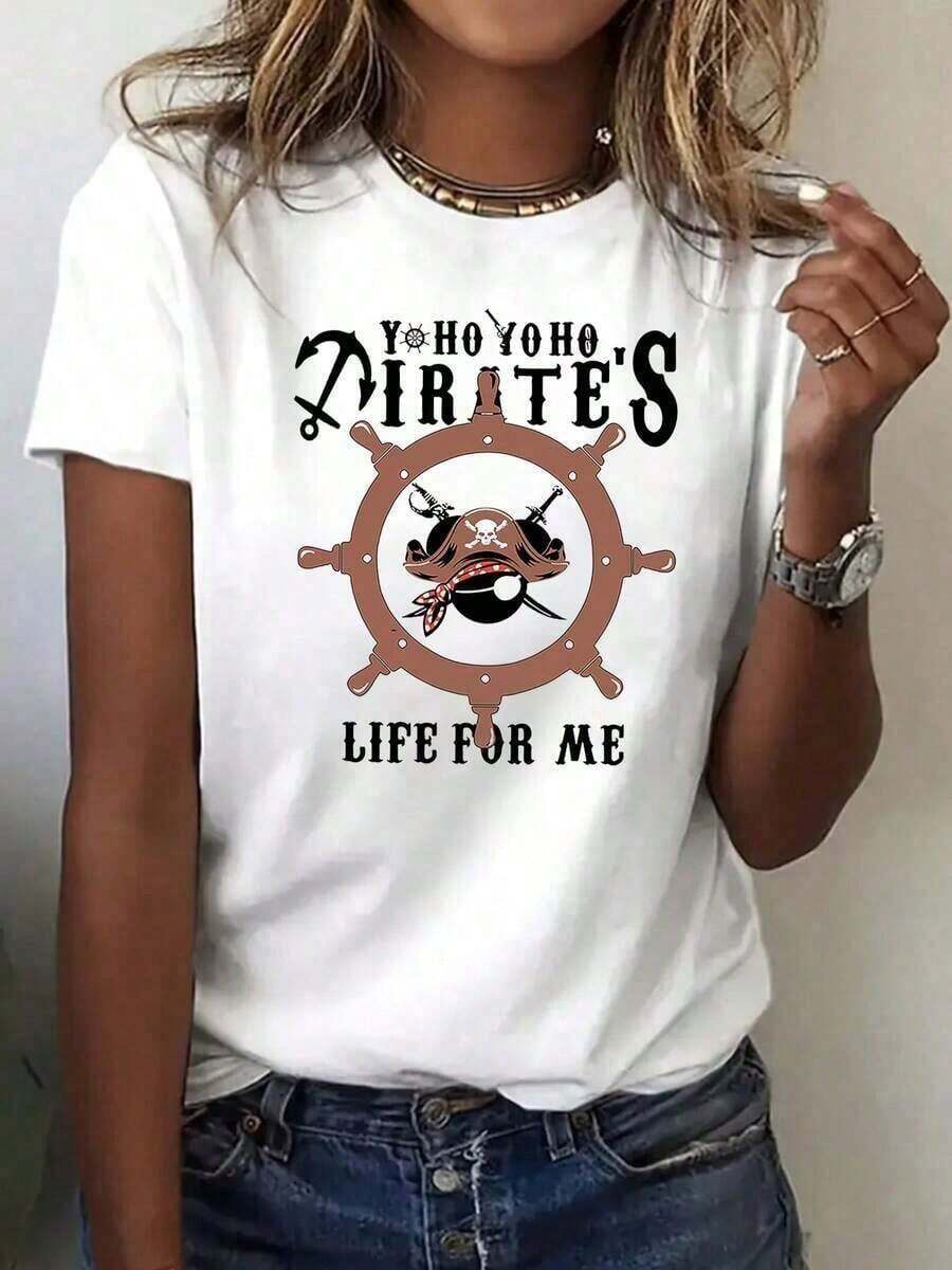 LooseLadies Women's Summer Collection. Women's T-Shirt, Summer Crew Neck T-Shirt With "Yo Ho Yo Ho Pirate's Life For Me" Print And A Nautical Helm And Skull Design. Made Of Soft Fabric, This Casual, Adventurous Top Is Ideal For Pirate Enthusiasts, Theme Parties, And Everyday Wear. A Versatile, Lightweight, Short-Sleeved Cotton T-Shirt. A Basic Cotton Crew Neck T-Shirt For Women. - 白色 - 查看 1