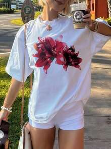 Women's Outfits 2026 New Fashion Women's Clothing: Simple And Sweet Style For Beach Vacation, Casual Short-Sleeved T-Shirt With Round Neck And Red Lily Print, Modern And Casual Style, Women's T-Shirts - 白色 - 查看 1