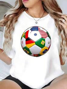 Balón formado por banderas de diferentes países que simboliza unión amistad diversidad y pasión deportiva mostrando cómo el fútbol conecta culturas y corazones camiseta de mujer casual moderna cómoda para uso diario - Negro - Ver 6