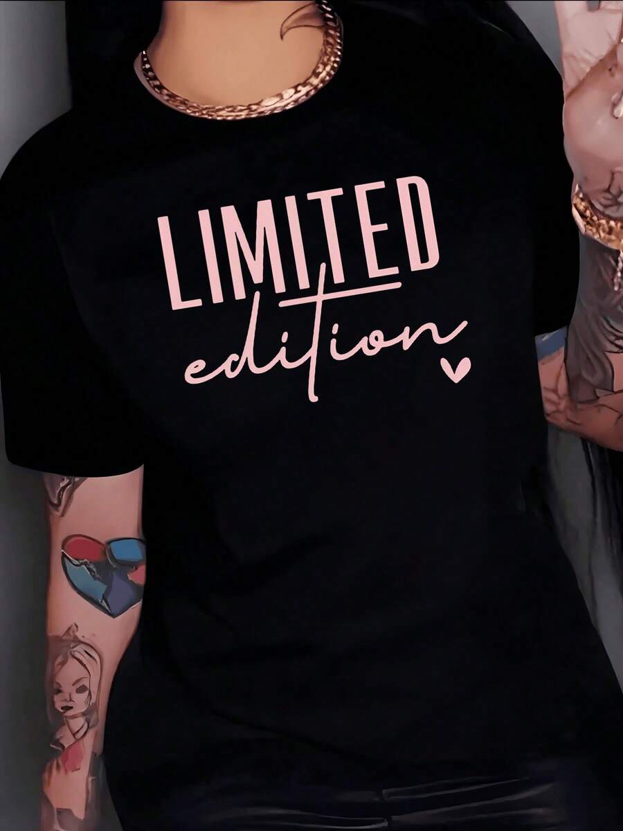 A Light Pink Phrase Expressing Pride And Confidence, Featuring The Words "Limited Edition" And A Small Heart Symbolizing Authenticity And Love, Is A Modern, Casual Women's T-Shirt For Everyday Wear. - 黑色 - 查看 1