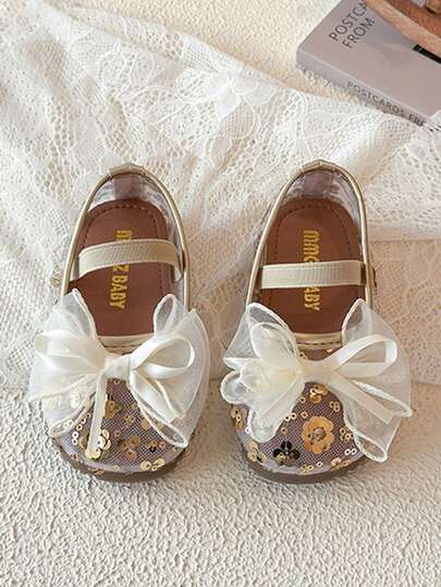 1 Đôi giày công chúa ren nơ cho bé gái, đế mềm chống trơn trượt, sandal đính sequin, đa năng cho cả đi hàng ngày và biểu diễn, dễ mang vào/tháo ra, không gây cọ xát chân.