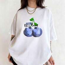 Camiseta de manga corta con cuello redondo 100% algodón, con estampado frontal de gráfico de fruta en acuarela "FRESH BLUEBERRY" y temática de arándanos frescos. Ideal para mujeres en verano, vacaciones, primavera. Estética, casual, linda, de talla grande, versátil, para uso diario, campus, eventos, festivales. Camiseta casual, tela suave, transpirable, corte holgado, camiseta para mujer, tops de verano, camiseta con gráfico, ideal para la playa, festivales para mujeres. Transpirable y cómoda. - Blanco - Ver 1
