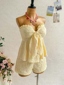 Set de 2 piezas para mujer con parte superior corta sin mangas con volantes y estampado de rayas y flores, y shorts casuales para verano, vacaciones en la playa y fiestas - Amarillo claro - Ver 4