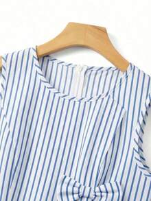 Vestido de línea A con cintura ceñida, decorado con lazo, a rayas azul y blanco, adecuado para la escuela, picnic de fin de semana, salida casual con amigos, de estilo fresco y dulce - Azul y blanco - Ver 3