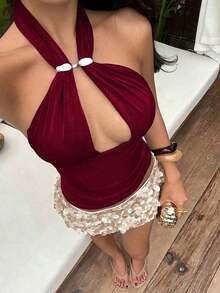 Camiseta sin espalda con cuello halter y decoración de hebilla de metal hueca sexy para mujer - Burdeos 2 - Ver 9