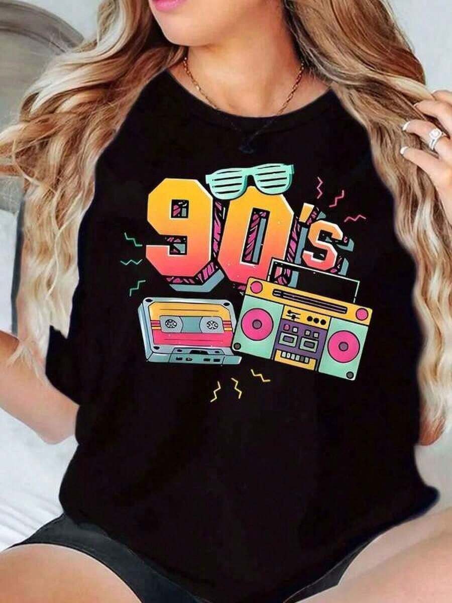 ropa de mujer Moda, Versátil, Camiseta Gráfica de Cuello Redondo para Mujer con Temática de los 90, con Estampados de Cintas y Reproductor de Casetes, Ropa Casual Retro para Fiesta, Tops, Verano, Camisetas Gráficas, Top, Motivo, Conjuntos de Verano para Mujer, Tops, Camisetas de Verano para Mujer - Negro - Ver 1