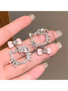 SANRIO Bộ 2 khuyên tai hình bướm rỗng, lấp lánh, phụ kiện khuyên tai thời trang đa năng, món quà lý tưởng cho bạn bè. - Nhiều màu - Xem 2