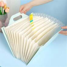 1 Bộ bìa đựng tài liệu dạng xếp mở rộng khổ A4 có tab chỉ mục, túi đựng tài liệu nhiều lớp cầm tay tiện dụng, 13 ngăn để lưu trữ bài kiểm tra/tài liệu của học sinh. - Nhiều màu - Xem 4