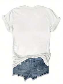 Women's Casual Short Sleeve T-Shirt - Tropical Pineapple And Coconut Cocktail Print Design " Colada A La Tropos", Loose Fit Crew Neck, Breathable Fabric Suitable For Beach Vacations And Summer Wear, Beach T-Shirt, Fun Printed Top, Machine Washable And Versatile For All Seasons. Elegant Party Outfit, T-Shirt For Stylish Ladies, Blouses Suitable For Curvy Women, Prom Skirts, Casual Wear. Adorable Animal Print, Fun Letter Print, Matches With Street Fashion - 白色 - 查看 2
