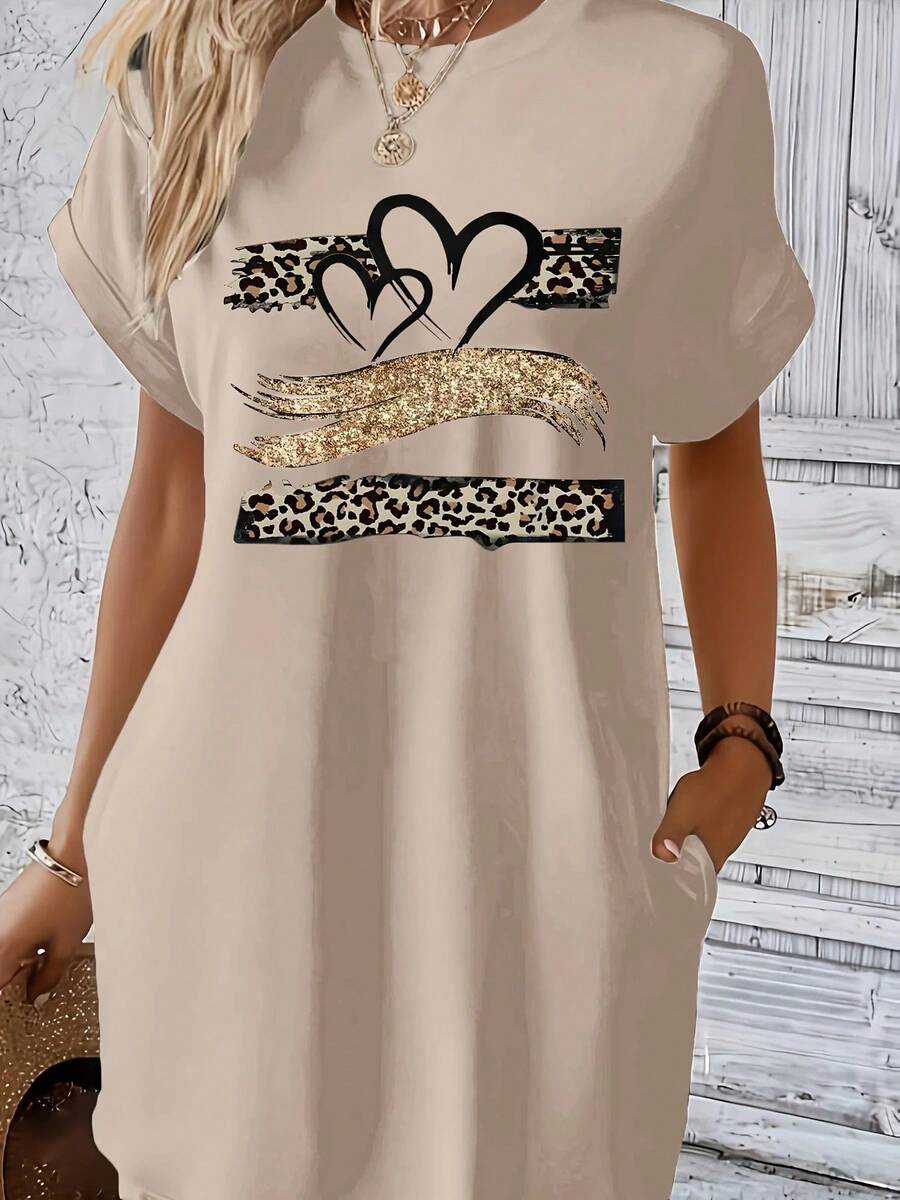 Vestido casual de punto para mujer con estampado de corazón, cuello redondo, manga corta, top de moda negro con diseño de bandera colorida - SOLO HL611 - Ver 1