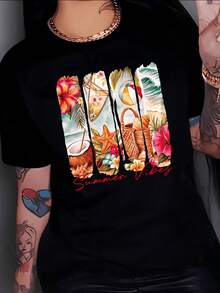Tropical Flowers With Beach Waves, Starfish, And Cocktails Evoke Sunny Days Full Of Positive Energy And Relaxing Holidays. Women's Casual Summer T-Shirt, Modern - 黑色 - 查看 8