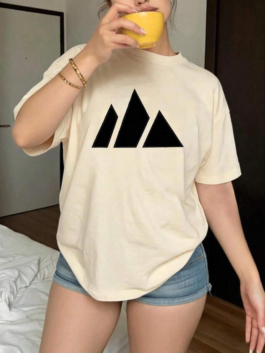 New Short-Sleeved, Crew-Neck Sports T-Shirt In Solid Colors For All Seasons, With A Casual, Fitted Style That's Easy To Mix And Match. A Stylish And Modern Garment With Pleats, Ideal For Everyday Wear And Outdoor Activities, Suitable For All Seasons. - 白色 - 查看 1