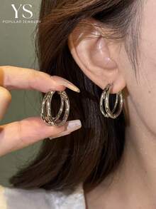 Kẹp tai hai lớp màu bạc bóng
