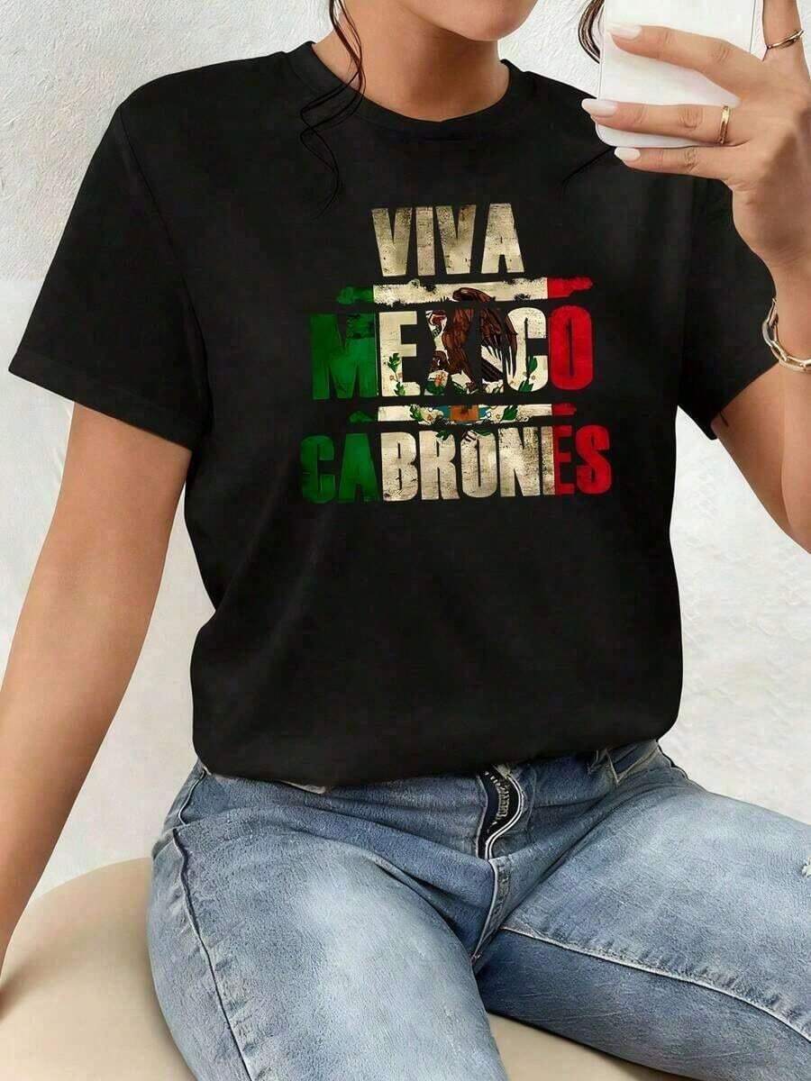 El estampado muestra la bandera mexicana con el águila sobre el nopal recordando el orgullo nacional y la fuerza de su gente representando pasión y energía patriótica Camia de mujer 100% algodón casual cómoda para uso diario y celebraciones mexicanas Ideal para regalar. Camiseta de mujer. Elegante. Estilo bohemio. Prenda suave, transpirable y cómoda, perfecta para primavera, verano y otoño; ideal para vacaciones, viajes y uso diario. Perfecta para ver un partido. - Negro - Ver 1