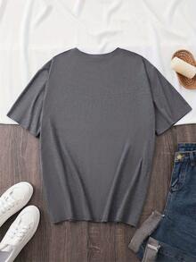 Women's Plus Size Casual T-Shirt With Crew Neck And Vibrant Juneteenth Independence Day Graphic Print, Short Sleeve, Loose Fit, Polyester, Summer And Spring Clothing, Casual Wear | Graphic Print Top | Comfortable Fit, Ladies' T-Shirts - 深灰色 - 查看 2