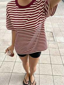 Camiseta casual de mujer  de cuello redondo holgado, camiseta de manga corta de ajuste ceñido con parches a rayas minimalista, adecuada para primavera/verano, ideal para el Día de San Valentín - Burdeos - Ver 9