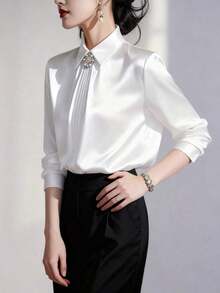 Blusa de satén francés elegante de manga larga para mujer, decoración con botones de rhinestone, corte refinado digno y grácil, adecuada para negocios u ocasiones formales, color blanco para todas las estaciones - Blanco - Ver 7