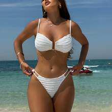 Bikini Sexy de Dos Piezas con Espalda Descubierta, Cordones Ajustables y Tela Texturizada - Blanco - Ver 4
