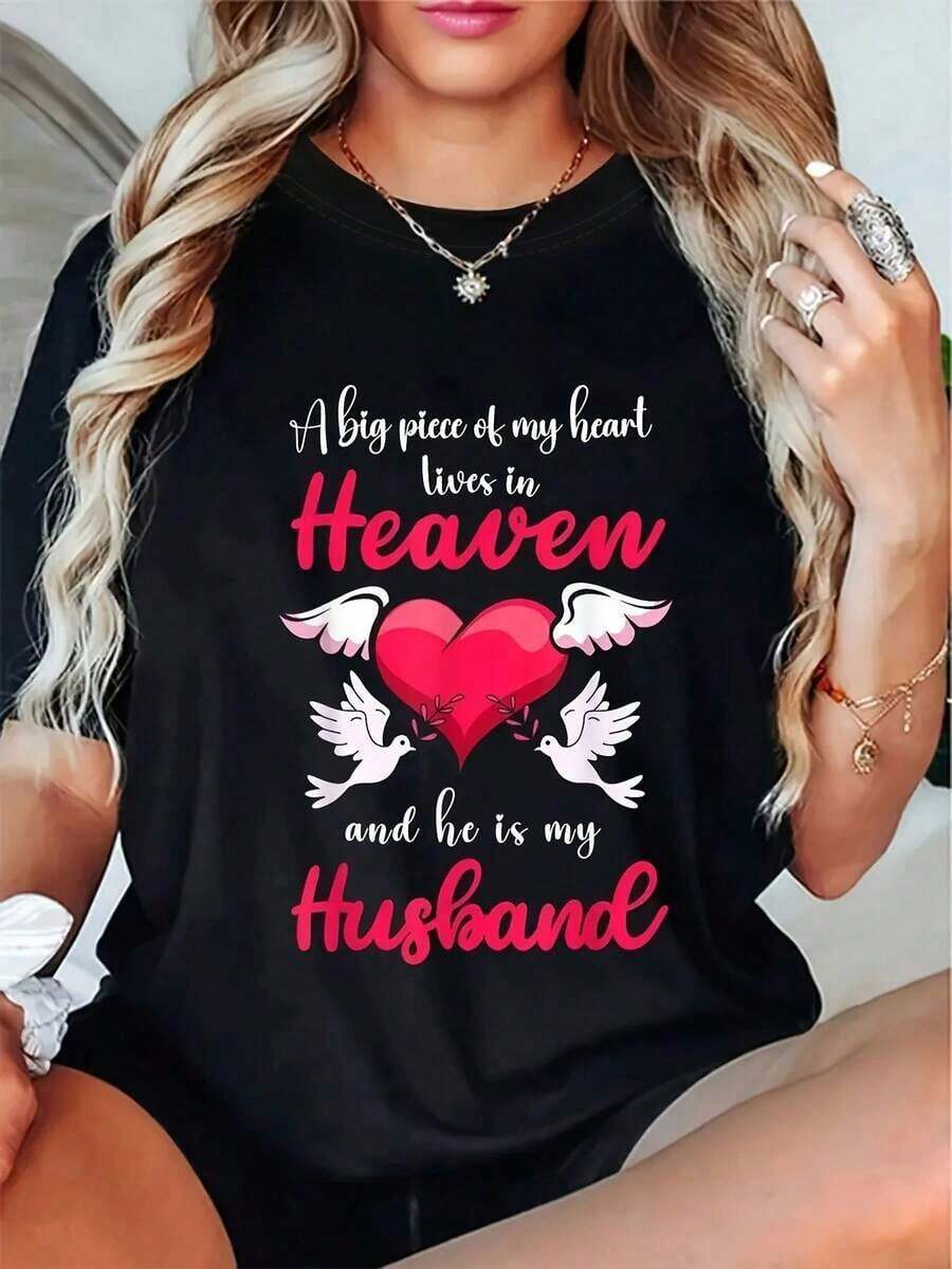 Nueva Camiseta Casual de Verano para Mujer, de Manga Corta y Cuello Redondo, con Estampados Vívidos de Nuestra Virgen de Guadalupe y el Sagrado Corazón Español, Ligera, Negra, con Diseño de Corazones y Llamas Coloridos, Perfecta para Primavera y Verano, Camiseta Casual de Estilo Urbano Vintage Unisex de Algodón, de Manga Corta y Cuello Redondo. - Negro 18 - Ver 1