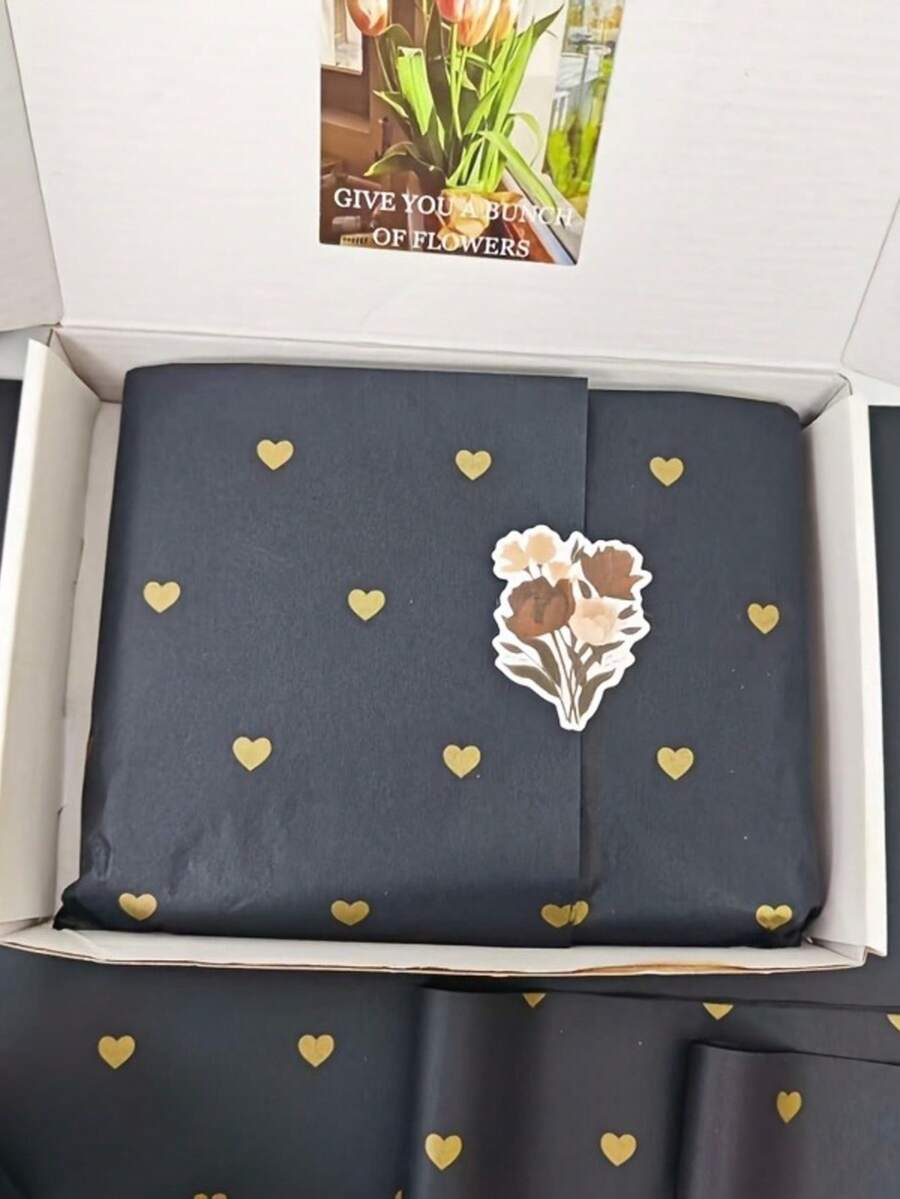 10/20/25/50 Sheets Black Gold Heart Pattern Tissue Paper, Suitable For DIY Crafts, Party Gifts, Bouquet Wrapping, Clothing Packaging And Birthday Gift Decoration - Black Background With Gold Heart - View 1