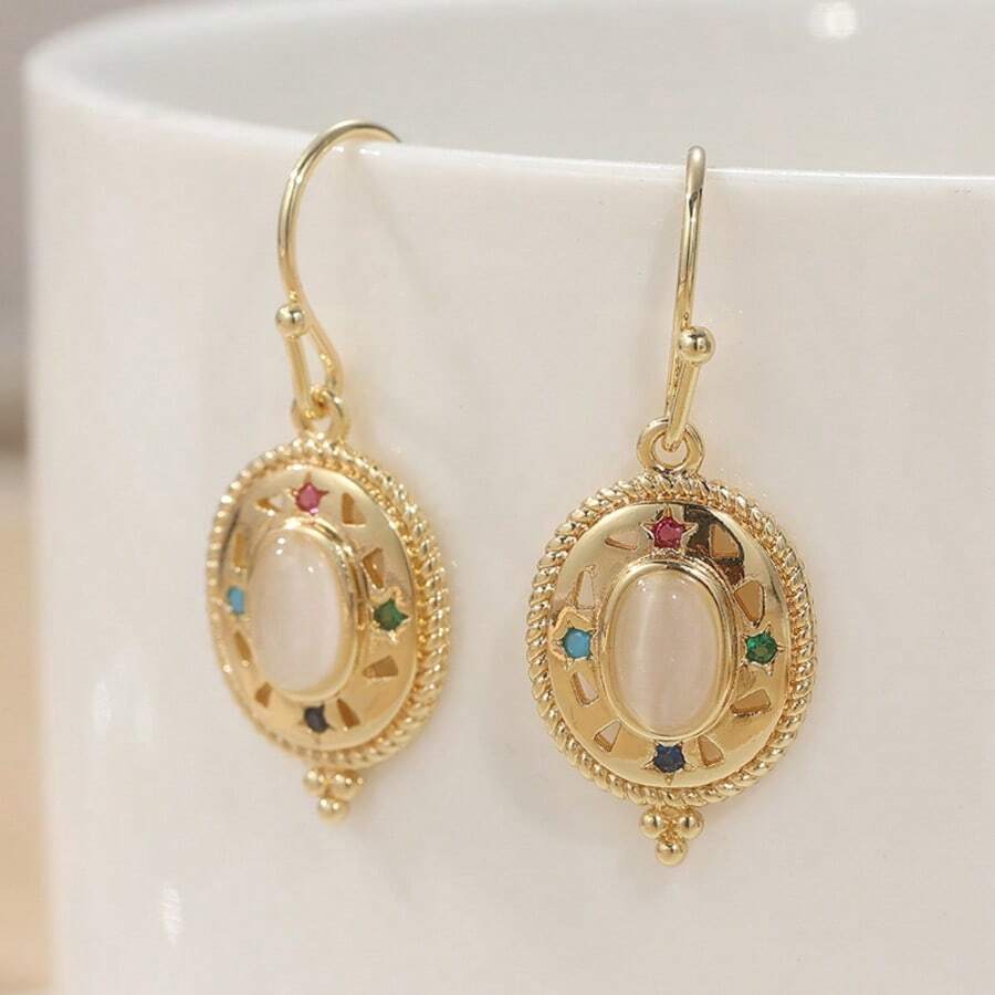 1 Pair Vintage And Elegant Pendant Earrings, Suitable For Daily Wear And Vacation, An Excellent Gift For Women - Gold - View 1