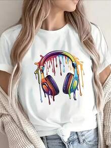 Camiseta de manga corta para mujer, estampada con un colorido diseño de auriculares, ligera y duradera, adecuada para el hogar, cafeterías o uso casual al aire libre. Diseño vibrante, ideal para amantes de la música. - Blanco - Ver 1