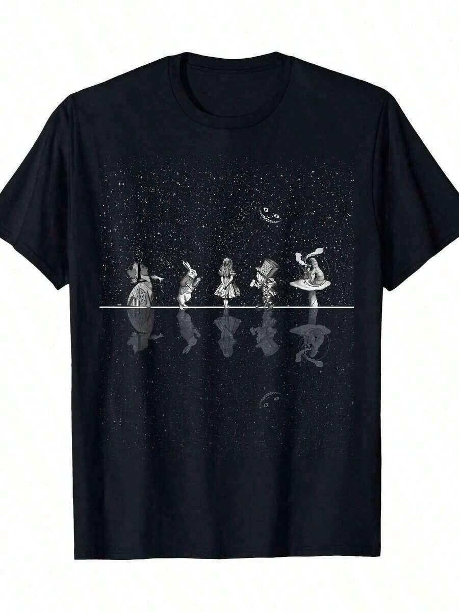 Camiseta De Mujer, Nueva ColeccióN Verano 2026, Casual, Unisex, Manga CortaCamiseta GráFica De Mujer De Alicia En El PaíS De Las Maravillas - DiseñO De La Fiesta De Té Del Sombrerero Loco Y De Alicia Cayendo En El Agujero Del Conejo - Camiseta De Cuello Redondo De 180 G/M² - Camiseta CláSica Literaria Para Amantes De Los Libros, Eventos TemáTicos Y Uso Casual Diario - Ropa De Alicia En El PaíS De Las Maravillas, Blusas Y Tops De Mujer, Camisetas De Mujer, Tops Para Mujer, Blusas Y Tops De Mujer, Camisas Para Mujer, Navidad, Camisetas De Mujer, Tops De Mujer, Ropa Para MujerTela CóModa, Corte Holgado, Suave Y Transpirable - Negro - Ver 1