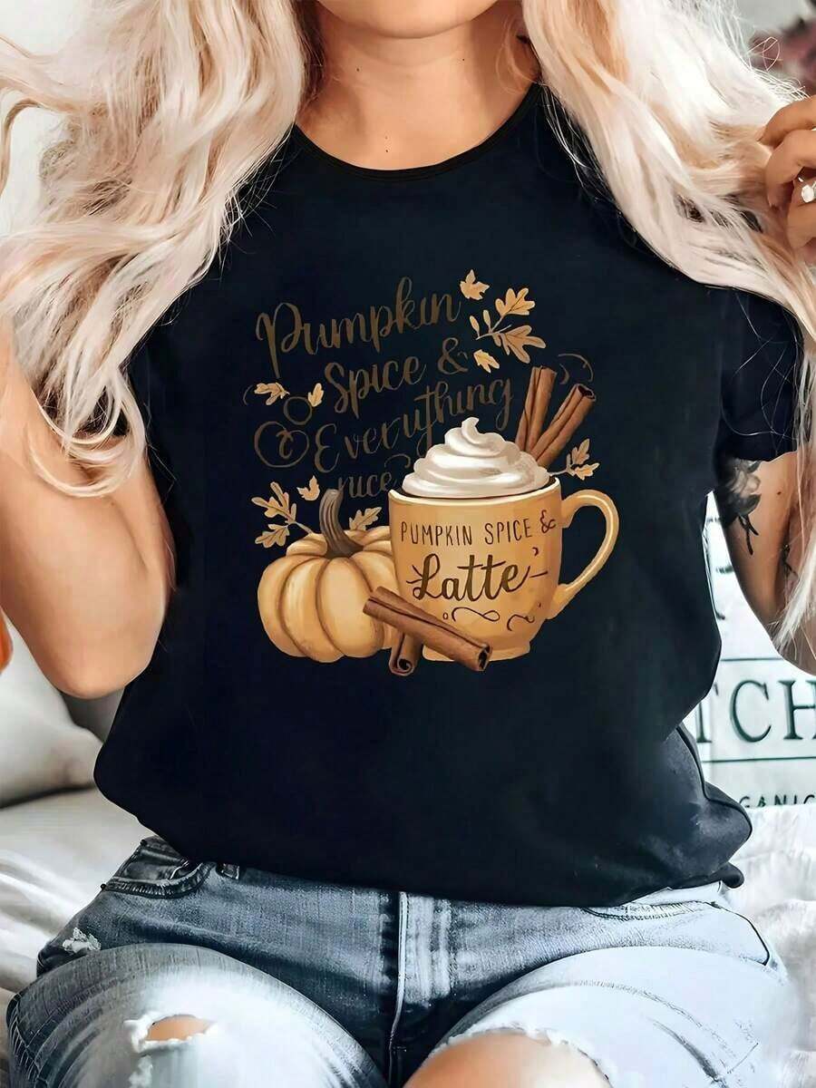Camiseta Gráfica para Mujer con Diseño de Pumpkin Spice & Everything Nice - Camiseta de Otoño con Taza de Café y Diseño de Calabaza, Tela Suave y Elástica, Cuello Redondo, Estilo Casual para Uso Diario y Camiseta para Mujer - Negro - Ver 1