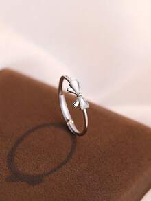 1 Pc 925 Sterling Silver Shell Bow Adjustable Ring, Dainty White Mother Of Pearl Bowknot Open Ring, Hypoallergenic Jewelry For Women - Silver - View 4