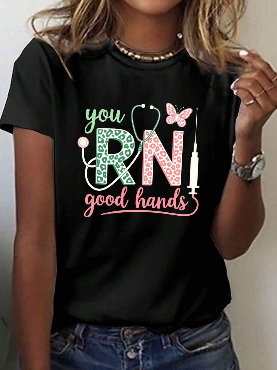 Camiseta con estampado "You RN Good Hands", manga corta y cuello redondo, top casual para verano y primavera, ropa de mujer - Negro - Ver 1