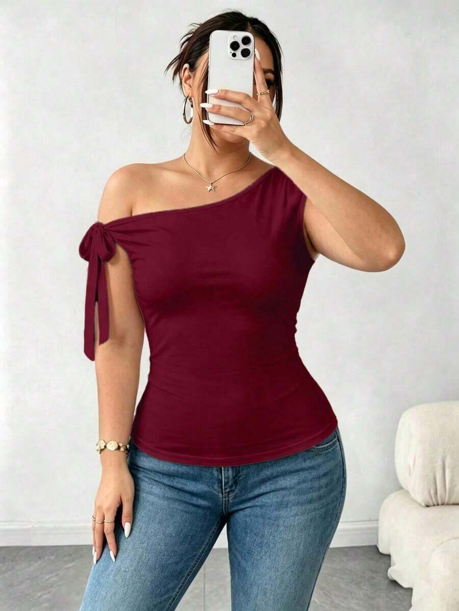 Camiseta ajustada de mujer talla grande de unicolor y cuello asimétrico, para verano - Burdeos - Ver 1