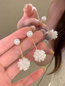 1對極簡花朵吊墜耳環，流蘇鏈條耳垂式，金色金屬時尚花球耳墜，韓風高端俏皮休閒度假珠寶 - 長款垂墜花朵 - 查看 3