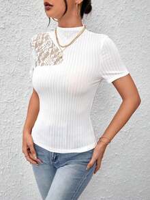 Privé Camiseta con encaje en contraste de cuello alto - Blanco - Ver 5