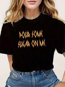 Women's Black Short-Sleeved T-Shirt With A Print Of The Iconic Song "Pour Some Sugar On Me" - Soft And Stretchy Crew Neck Casual T-Shirt, Iconic Pop Culture Top For TS Fans, Perfect For Casual Wear And Themed Events. - 黑色 - 查看 7