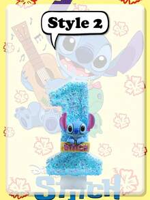 Disney 迪士尼《星际宝贝》渐变闪光数字生日蜡烛，每支闪亮的蜡烛顶端都饰有可爱的3D史迪奇玩偶，颜色由闪亮的蓝色渐变为柔和的粉色。这款蜡烛包含0-9所有数字，防滴漏、燃烧时间长，是主题生日蛋糕的完美之选，为您的庆祝活动增添神奇而怀旧的氛围。 - 多款 - 查看 19