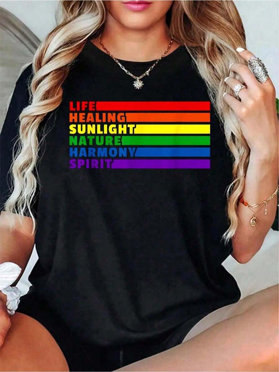 Camiseta Casual de Manga Corta con Cuello Redondo para Mujer - Ajuste Cómodo con Estampado de Frases Inspiradoras de Arcoíris, Camiseta Negra Transpirable, Adecuada para Primavera y Verano, Lavable a Máquina, Ropa de Verano. | Camisa estampada con diseño | Tela cómoda, camiseta de mujer - Negro - Ver 1