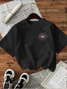 Limited Edition Graphic Print T-Shirt, Short Sleeves, Round Neck, Casual Top For Summer And Spring, Women's Clothing, Lightweight Cotton. - 黑色 - 查看 2