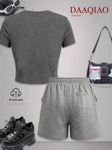 2PCS Women's 2026 Summer New High Stretch Polyester Fitted Crop Top & Cotton Drawstring Shorts Set, Varsity Style "Brooklyn New York EST.1998" Letter Print Casual Loungewear Outfit, Elastic Waist, Breathable & Soft Two-Piece Set With Pockets, Ideal For Daily Wear, Lounging, Casual Outings, Campus & Summer Street Style, Perfect Gift For College Aesthetic Fans, New York Print Lovers & Casual Outfit Enthusiasts, Multiple Colors Available - 灰+灰 - 查看 4