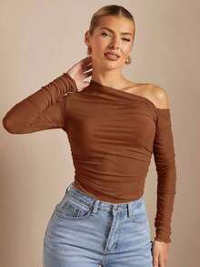 Camiseta de manga larga con cuello asimétrico plisado, ajustada, en color liso, para mujer, para primavera/otoño - Óxido marrón - Ver 5