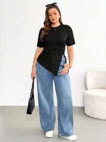 Camiseta negra básica de manga corta para mujer talla grande, con cintura fruncida, bajo irregular y versátil, cómoda y elástica, para uso diario y casual en primavera/verano - Negro - Ver 5