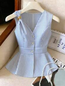 Blusa casual sin mangas con cuello en V, botones metálicos en la cintura y diseño de rayas de lino de lujo, elegante moda de verano 2026 para mujeres - Azul y blanco - Ver 3