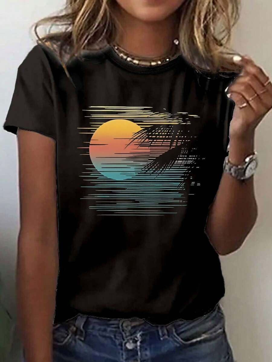 T-Shirt With Atmospheric Sunset Print By The Sea, Casual Short Sleeve Round Neck Top For Summer And Spring, Women's Clothing. - 黑色 - 查看 1