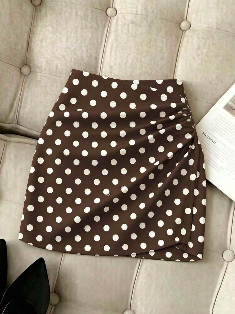 corta ajustado de verano para mujer con diseño elegante y clásico de lunares negros y plisados, regalo de cumpleaños, atuendo para fiestas, festivales, viajes y vacaciones en la playa.Diseño único y versátil, con estilo fashionable. - Café integral - Ver 1