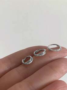 1 pièce Anneau de nez classique en argent sterling 925 avec zircone cubique carrée multi-tailles (6mm/8mm/10mm) Anneau de nez segmenté en argent pur hypoallergénique Anneau sans soudure Anneau rond petit Boucle d'oreille Convient pour le port quotidien des femmes, les rendez-vous, les vacances, les mariages, les fêtes, les cadeaux de vacances - Argent - Voir 5