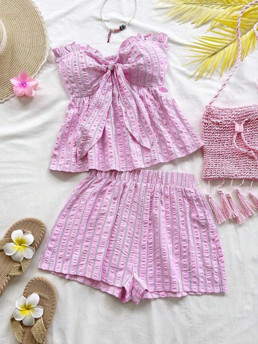 Set de 2 piezas para mujer con parte superior corta sin mangas con volantes y estampado de rayas y flores, y shorts casuales para verano, vacaciones en la playa y fiestas - Multicolor - Ver 1